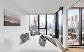 A Cozy 2Br Apt With Yarra Views Free Parking
